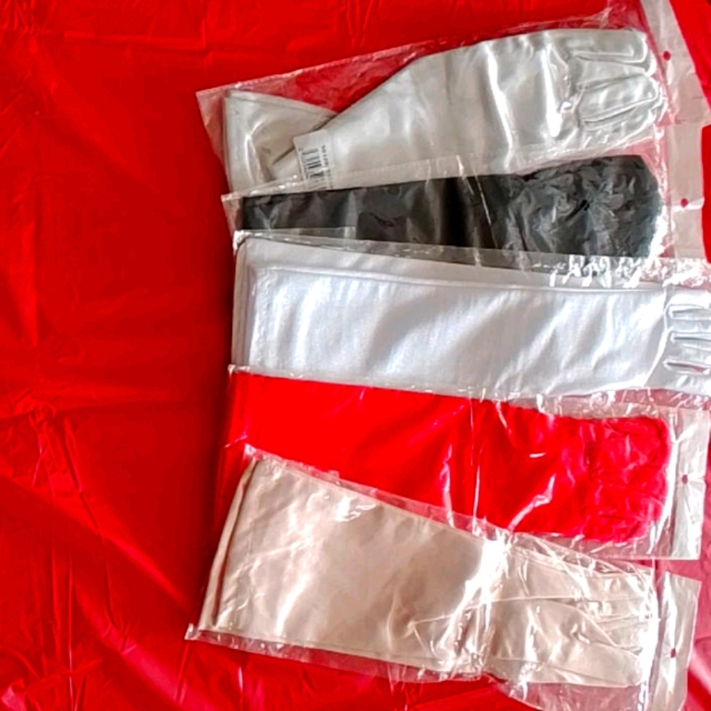 Long sleeve gloves